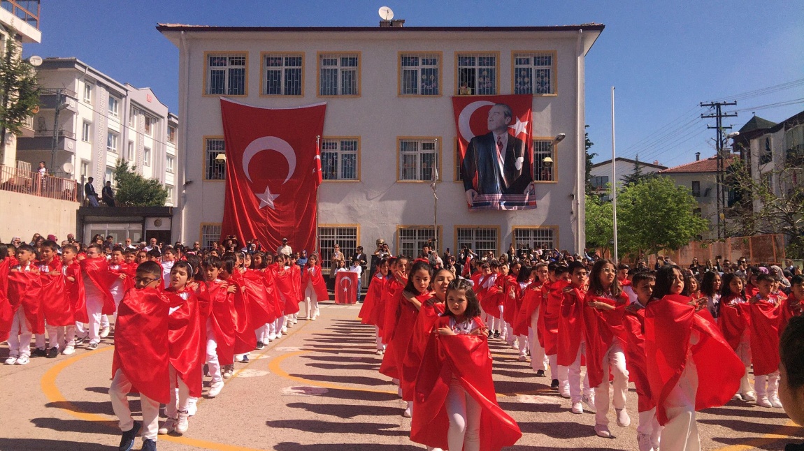 19 MAYIS ATATÜRK'Ü ANMA GENÇLİK VE SPOR BAYRAMINI COŞKUYLA KUTLADIK